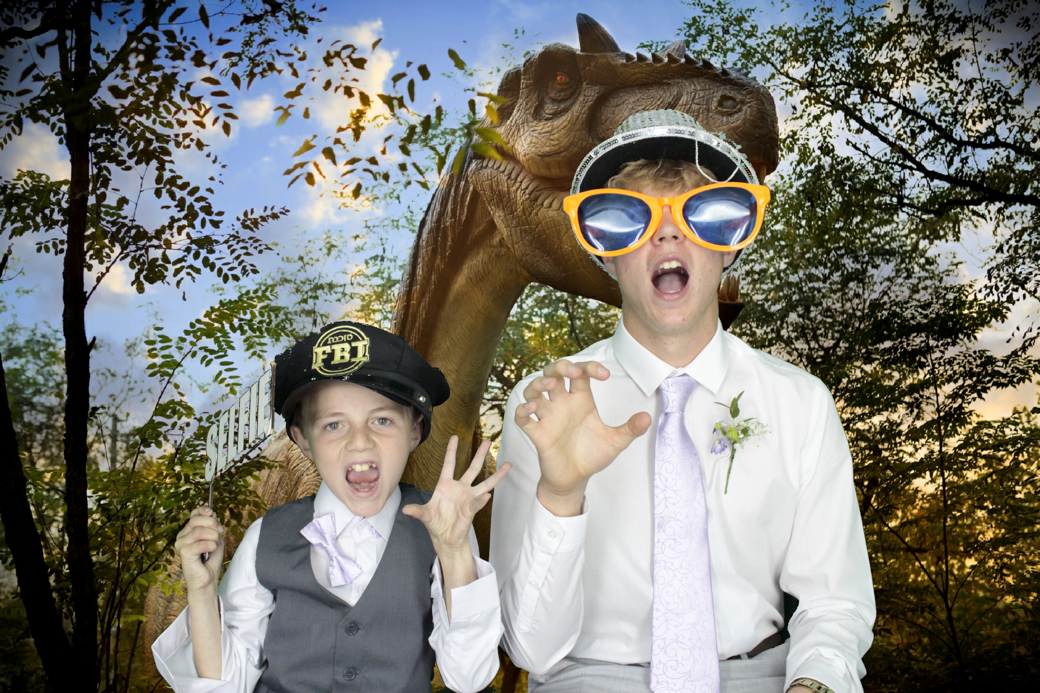 Katie and Jons Wedding | View more photos from the event at gallery.myphotoboothexperience.co.uk/u/MyPhotoBoothExperienceLtd/Katie-and-Jons-Wedding